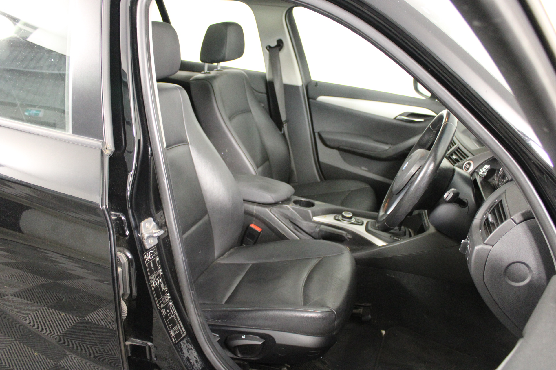 9K YELLOW GOLD 'Y' 0.06 HI I1 DIAMOND NECKLACE 40+5cm