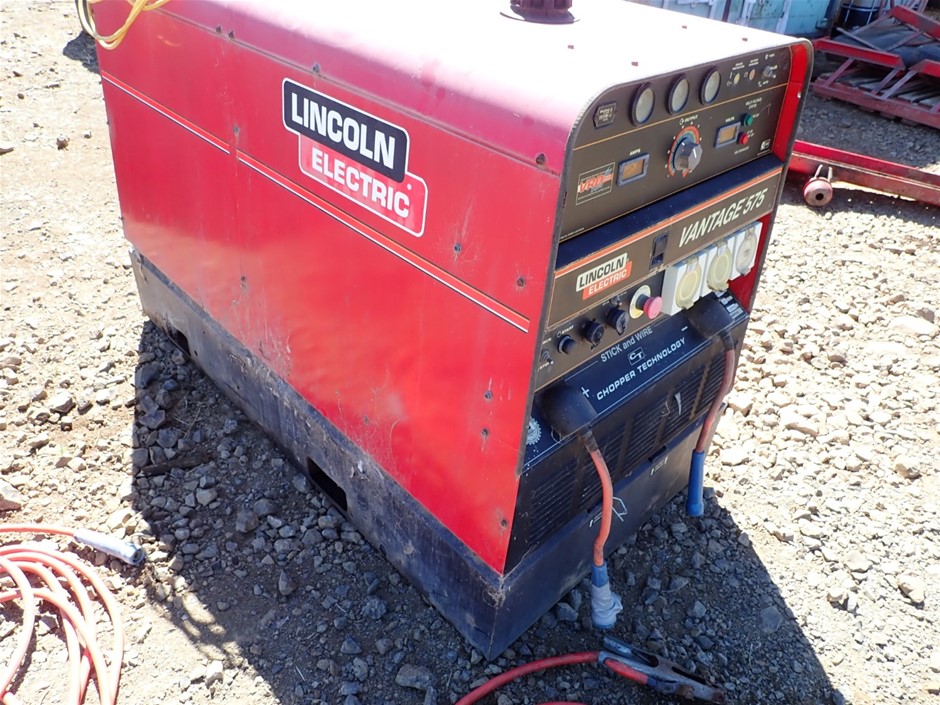 9K Yellow Gold SQUARE ROPE SIGNET RING
