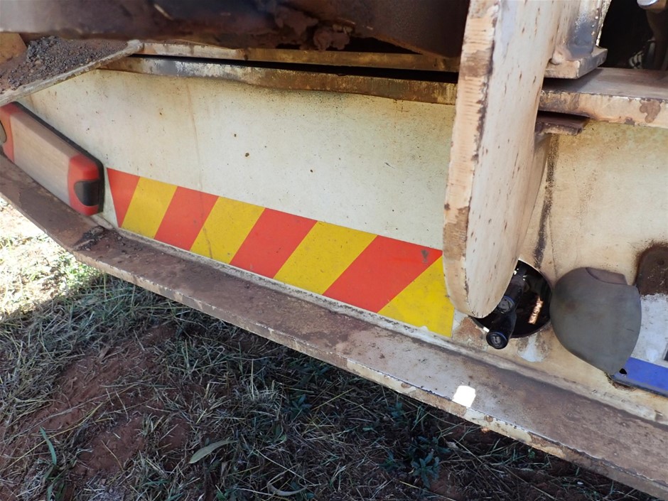 9K Yellow Gold RUBY RING