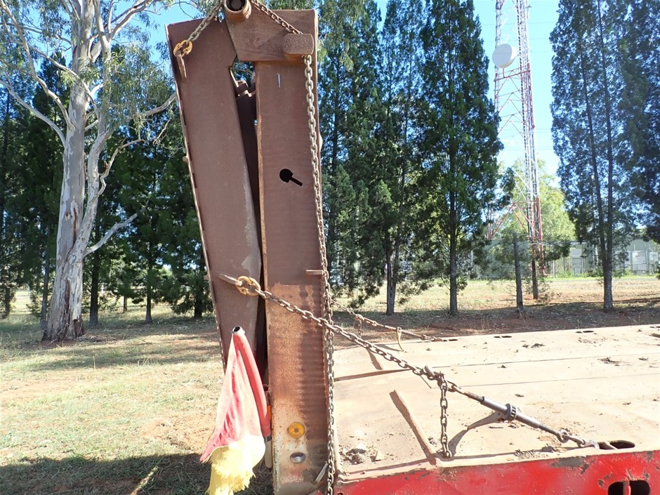 9K Yellow Gold BRACELETUE TOPAZ MARQ HEART RING