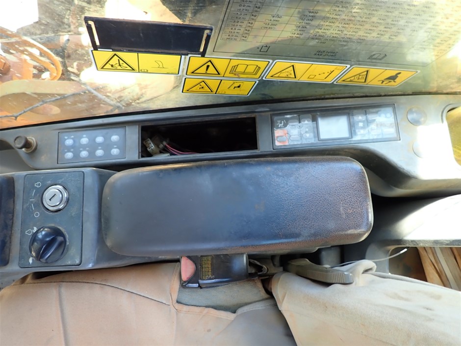 9K WHITE GOLD 0.25ct F VS LAB DIAMOND CROSS NECKLACE 40-45cm