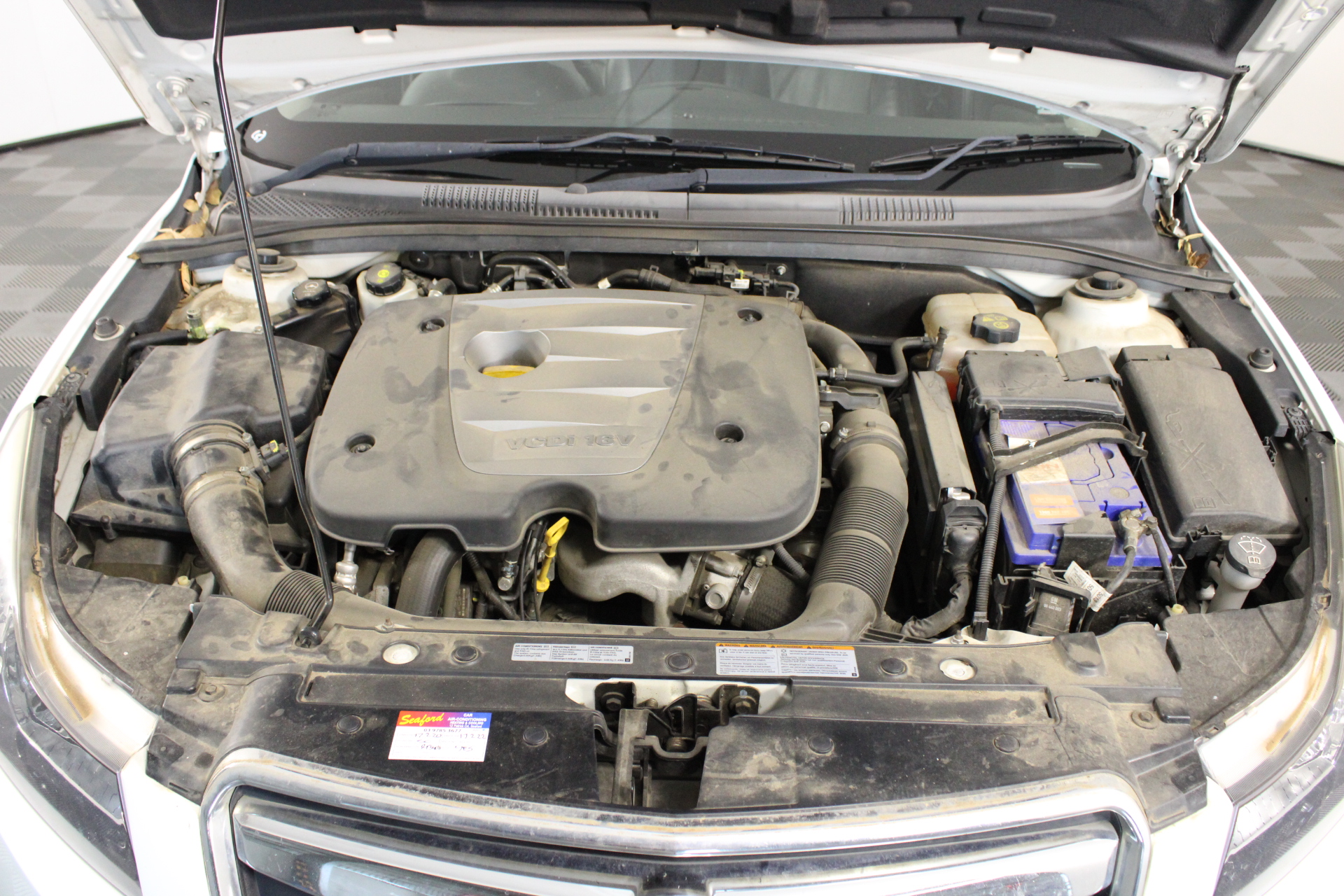 9K YELLOW GOLD 0.50ct F VS LAB DIAMOND CHANNEL SET BAND