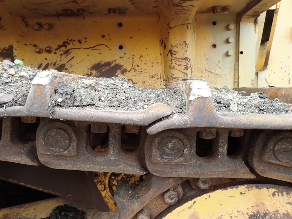 9K WHITE GOLD 0.25ct F VS LAB DIAMOND CHANNEL SET BAND