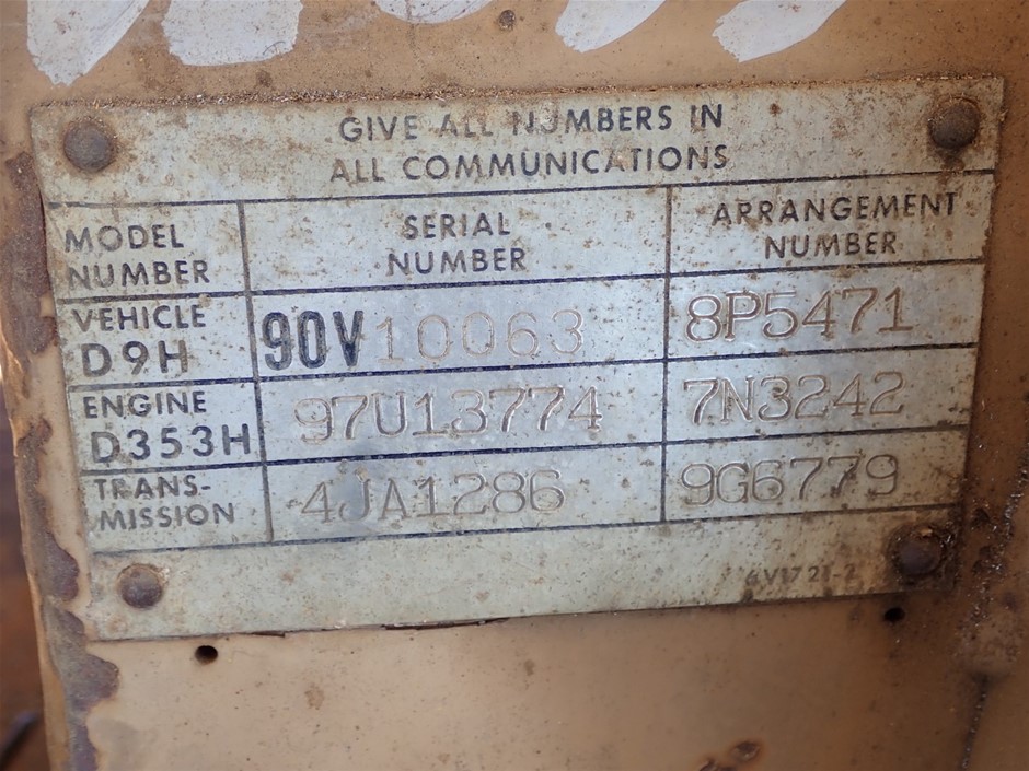 9K YELLOW GOLD 0.75ct F VS LAB DIAMOND CHANNEL SET BAND