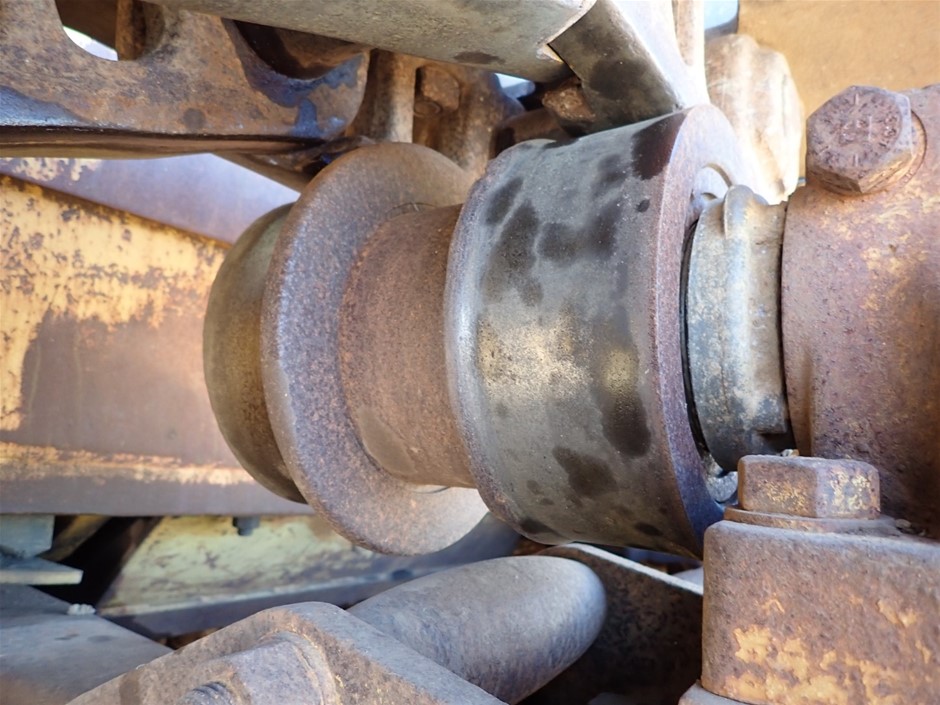 9K WHITE GOLD 1.25ct F VS LAB DIAMOND RND HALO RING