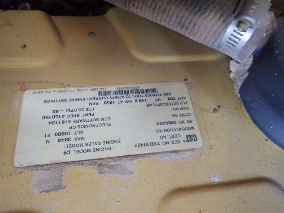 Elegant Simulated Diamonds 925 Silver Tennis Bracelet