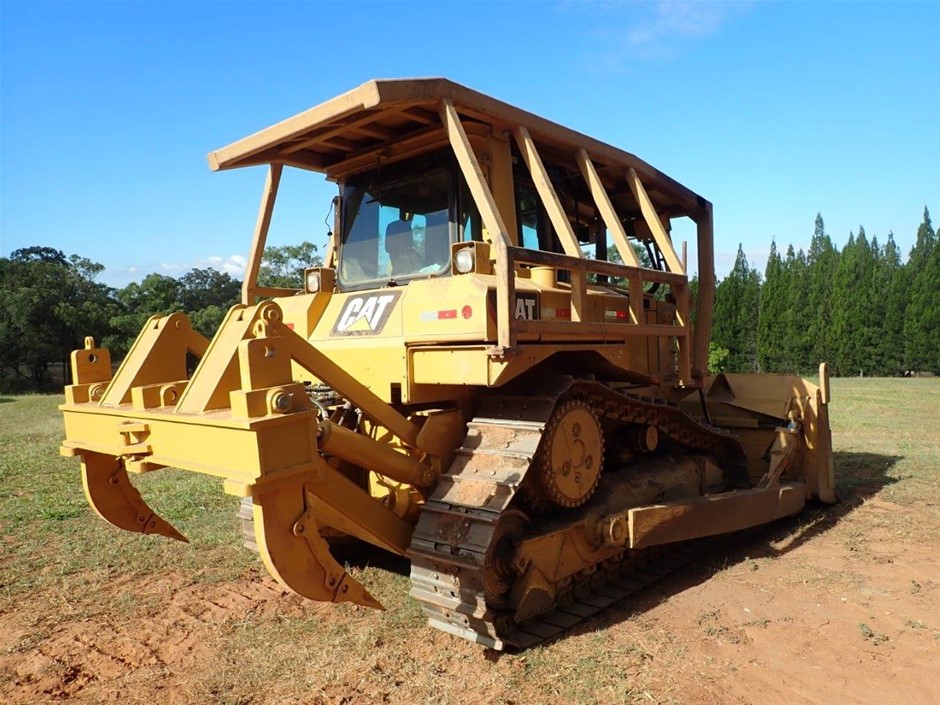 0.25ct Wave Shape Simulated Diamond 925 Sterling Silver Ring - Size 8