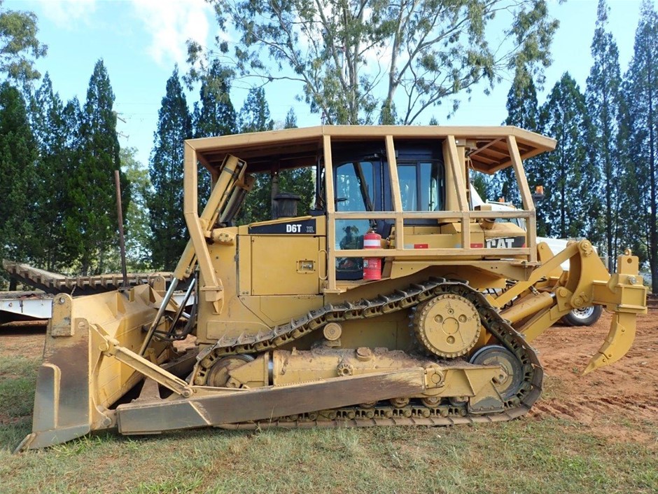 0.75ct Heart Cut Simulated Diamond 925 Sterling Silver Ring - Size 9