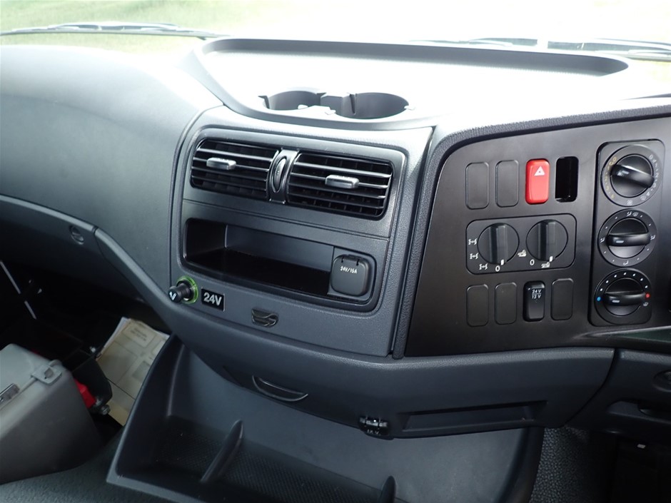 LEEDO Women's Horizons Slides Sandal, Sky Blue / White, Size: US6 (2022-SB)