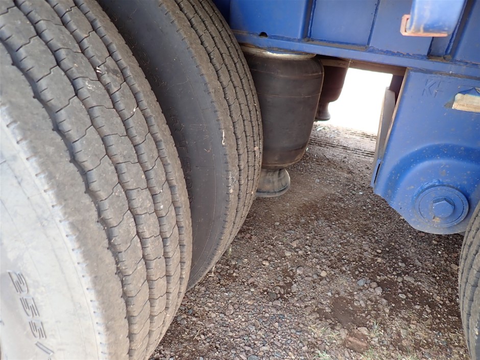 Realistic 32-1100B Stereo Disco Mixer