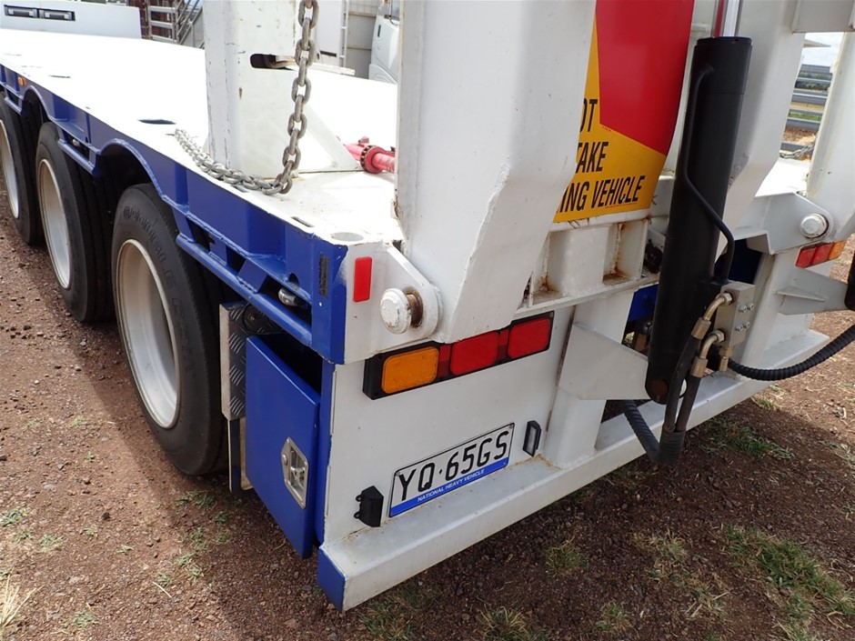 Panasonic PT-RZ570WA DLP Projector