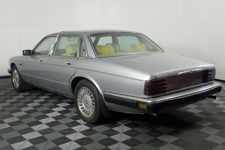 RUBIES Iron Man Character 3D Wall Art.