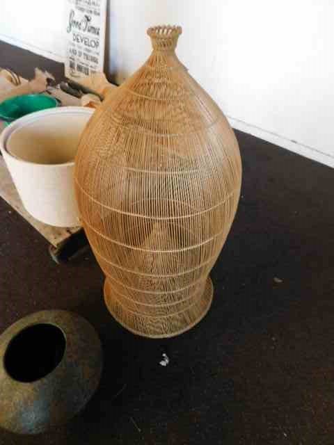 Circle of Friends Pink Moscato Slimline Cans NV (24x 250mL) Limestone Coast