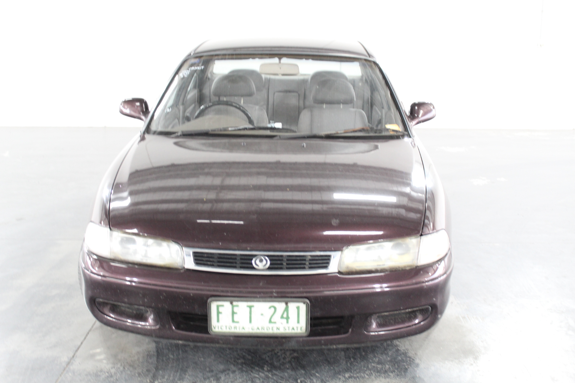 St Huberts The Stag Chardonnay (6x 750mL).