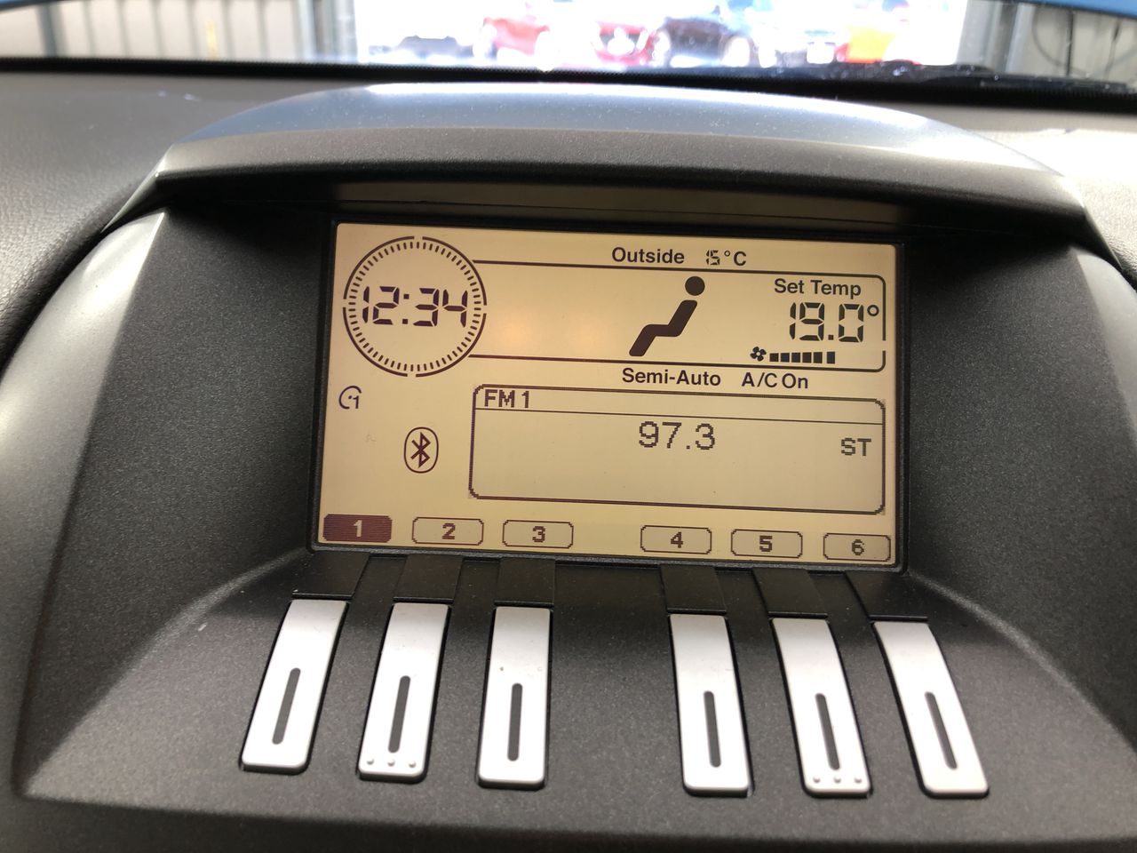 <p>2009 Hino GT1J 4 x 4 Cab Chassis Truck</p>