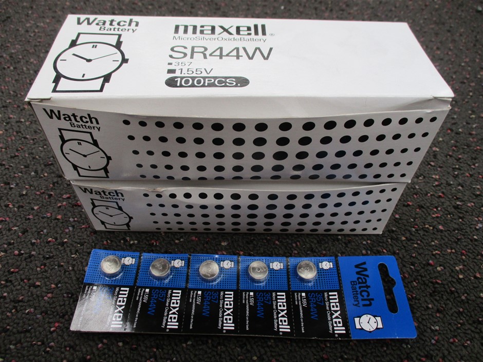 Quantity of 1 20.5-25 Earthmoving Tyre (Unused)