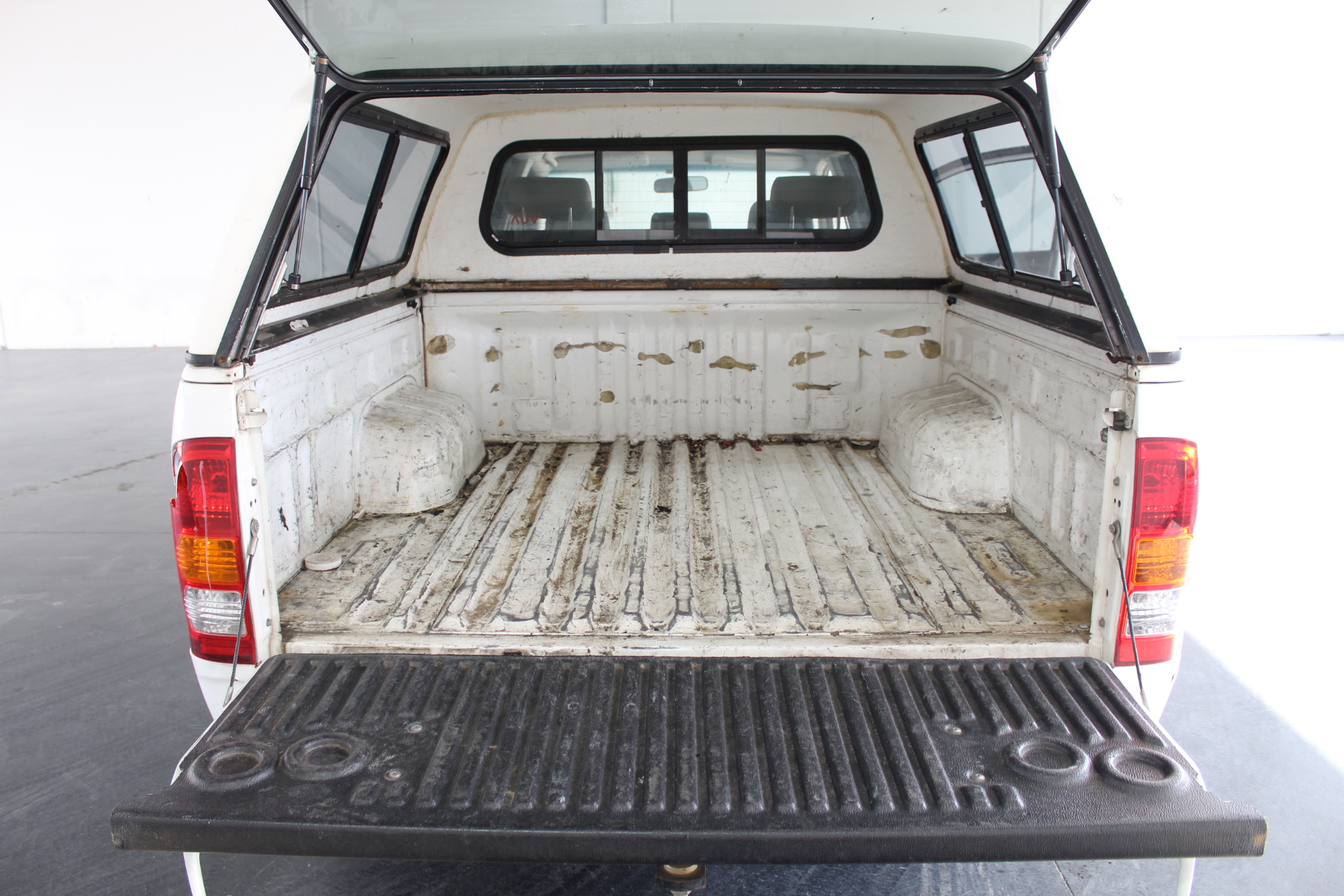 Assorted Food Grocery Products, Incl: CAMPBELL'S, CONTINENTAL & More. N.B: