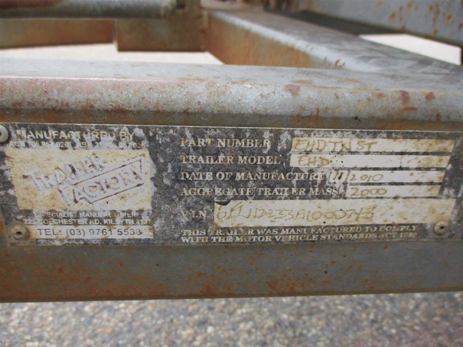 Sony PlayStation SCPH-9002 (PAL) and Sega Mega Drive 2 MK-1631-50 Console B