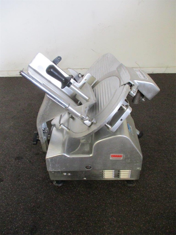 McGuigan Signature Chardonnay 2022 (6x 750mL) SEA