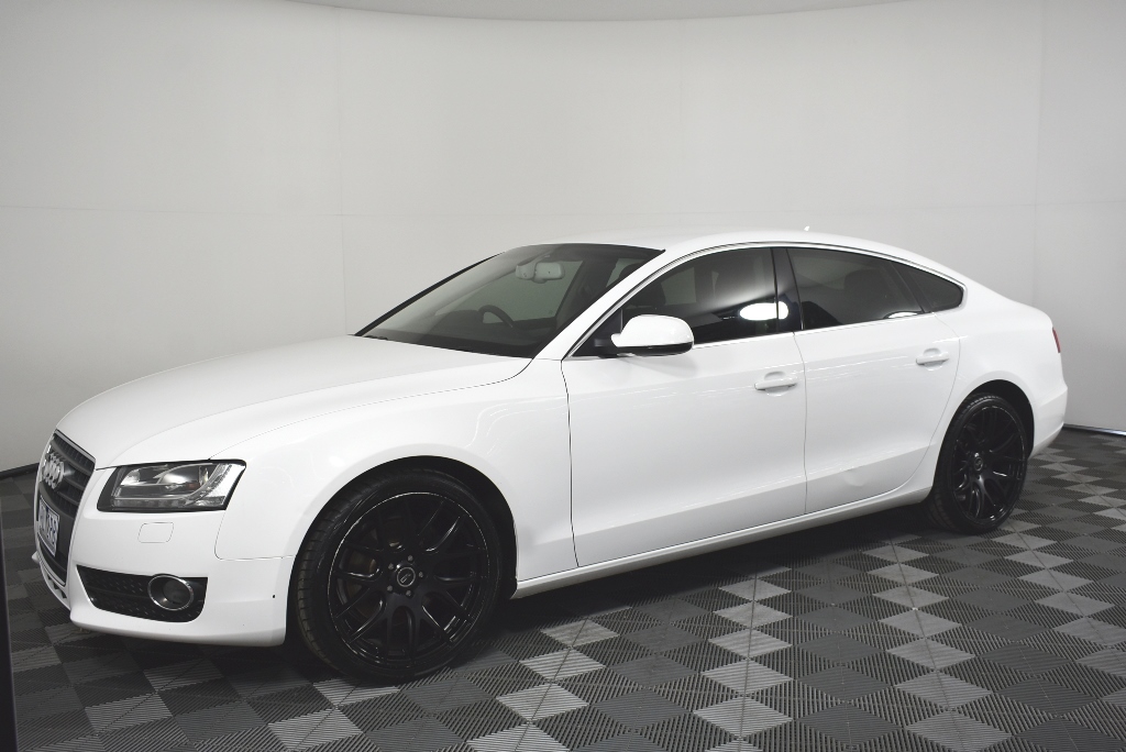 Wolf Blass Yellow Label Merlot (6x 750mL).