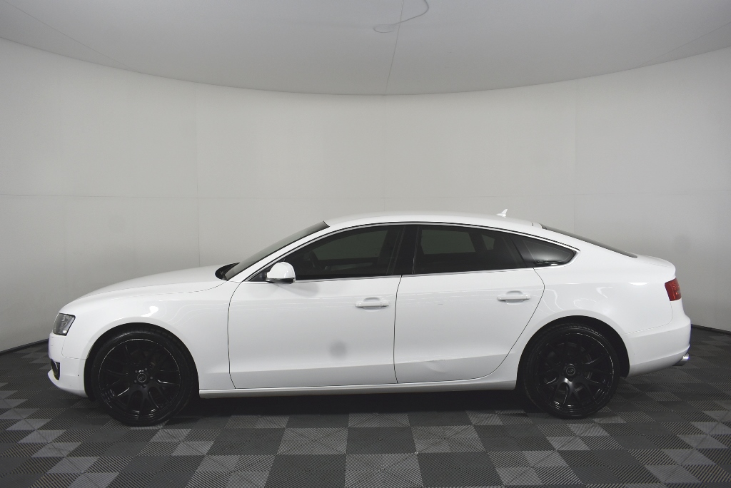 Wolf Blass Yellow Label Sauvignon Blanc  (6x 750mL).Current Vintage Release