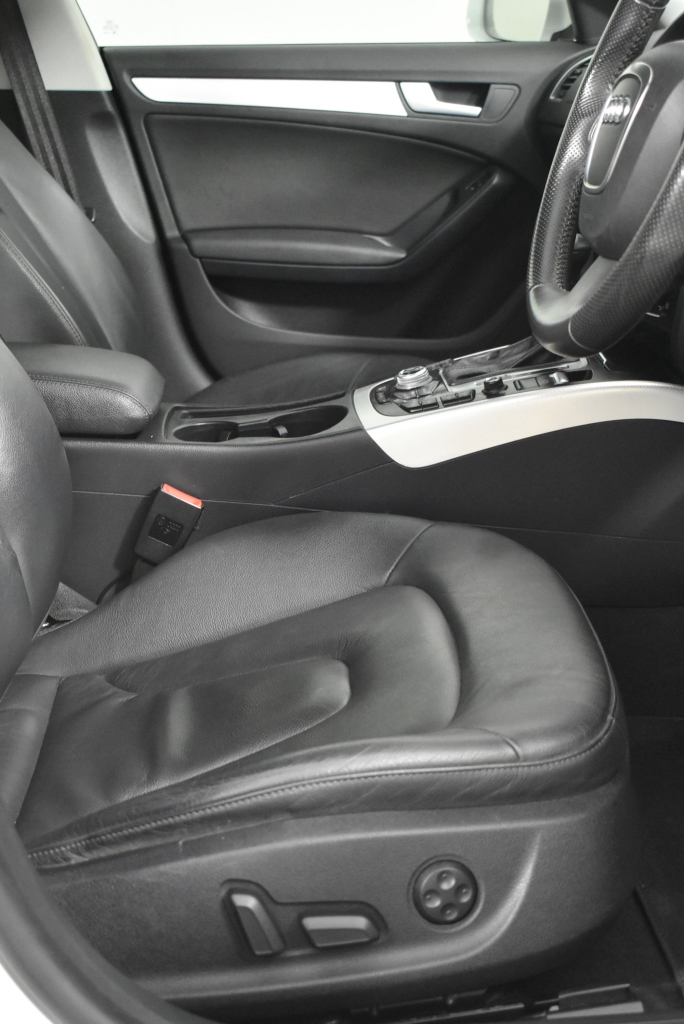 Pierre Delize Blanc De Blancs Brut NV (6x 750mL), France.