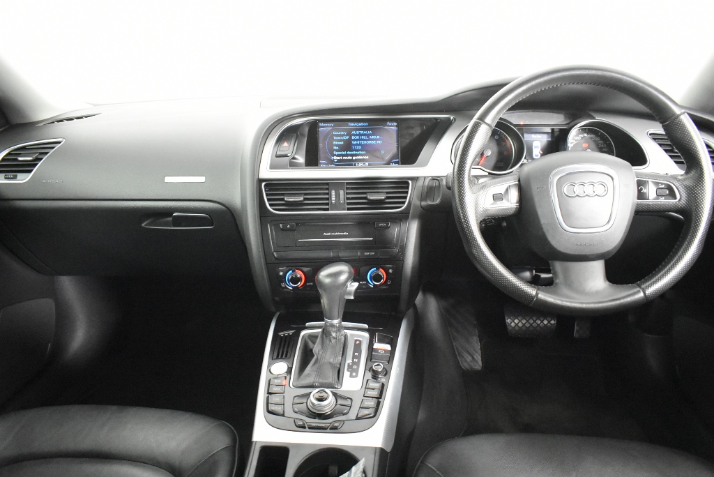 CHAMPION Women's Sporty Crew, Size L, Cotton, Print J2H (White), CRD9G. NB: