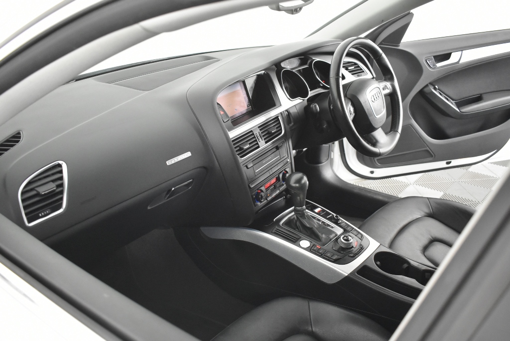 JEZEBEL Women's Tiered Dress, Size L, White.