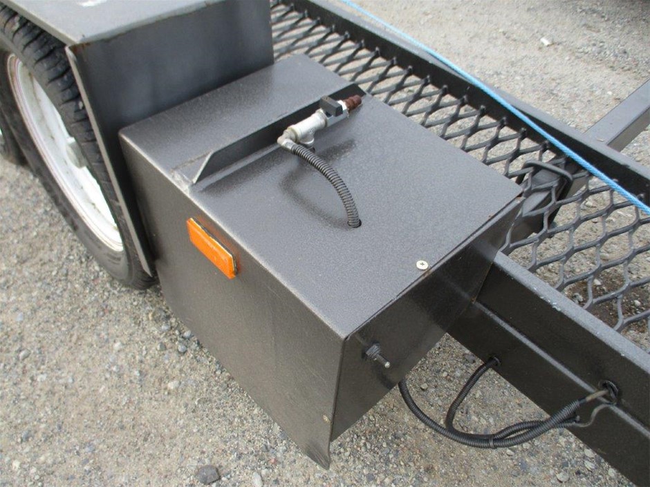 Upside Down Prosecco NV (6x 750mL).