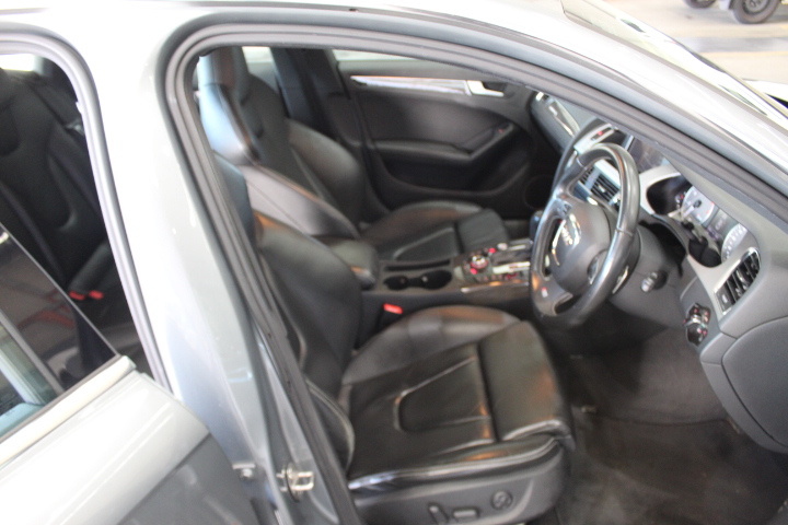 Yellowglen Yellow Sparkling NV (4 Cluster Pack) (24x 200mL).