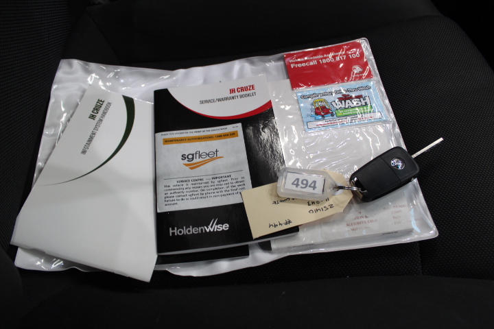 Roberts Estate Cabernet Sauvignon 2023 (12x 750mL) SEA