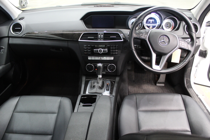 9-10mm Potato Shape Pearl with Real Platinum Plated Bracelet