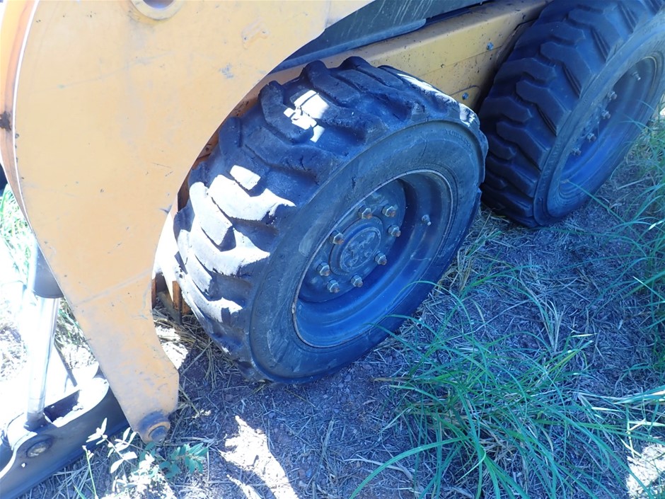 Stunning Aroma Perfume Double Heart Necklace - Red