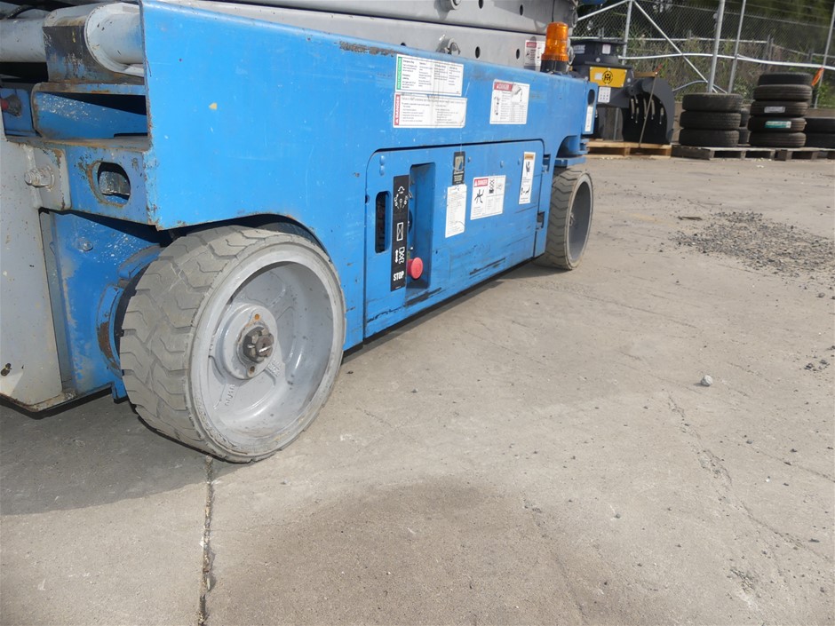 5.12 Carats Red Ruby