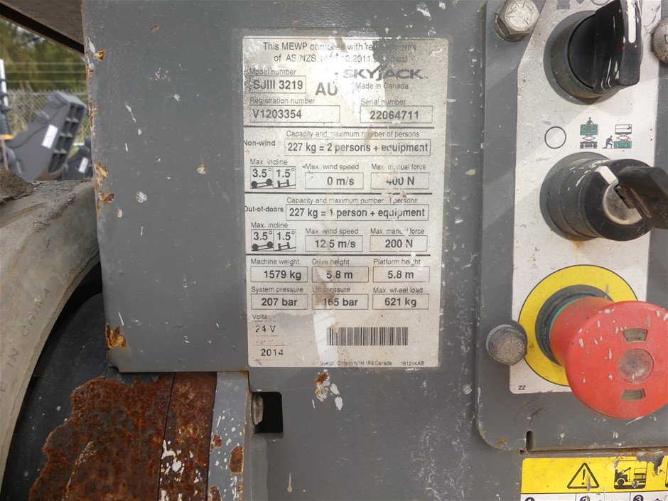 3.92 Carats Reddish Rhodolite Garnet