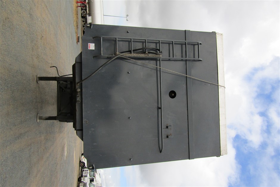 4 Pack Calvin Klein Women’s Unlined Bralettes Black/Aztec & White/Pink, Siz