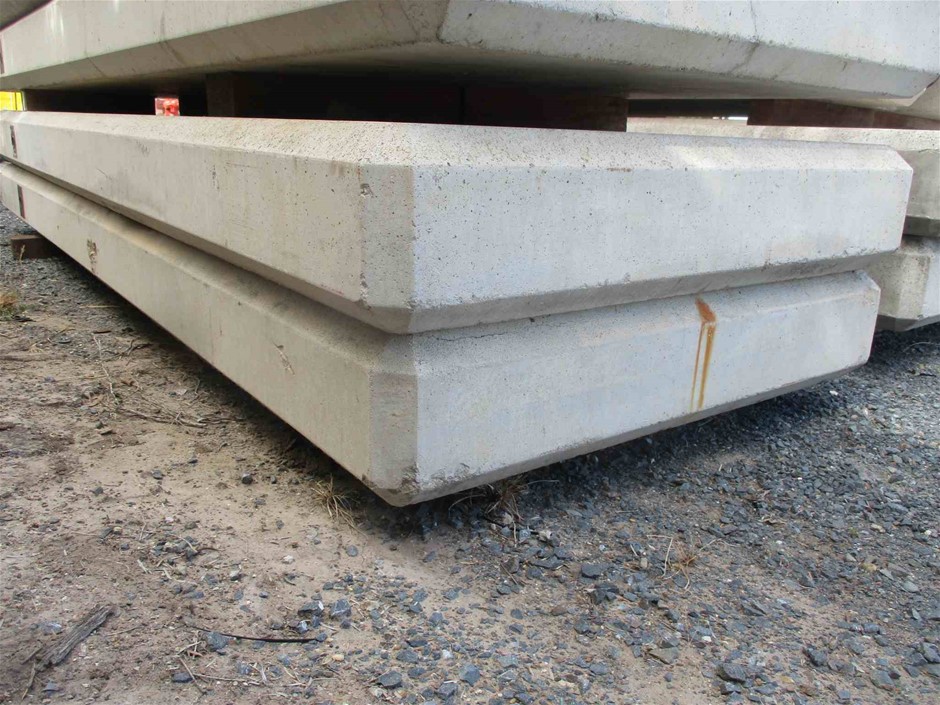 1.5 Ton Mini Excavator (Unused)