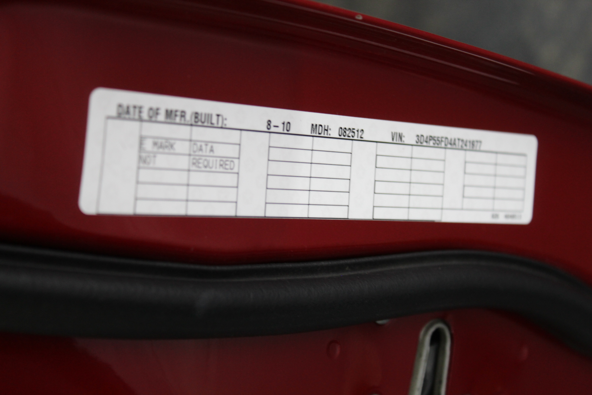 BULOVA Men's Precisionist Round Box Link Chain Necklace w/ Dog Tag Pendant,