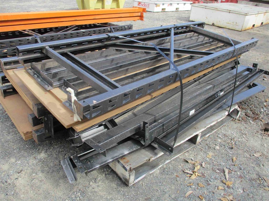 NAUTICA Men's Tech Interlock Shorts, Size 2XL, Navy, KS0225.  Buyers Note -