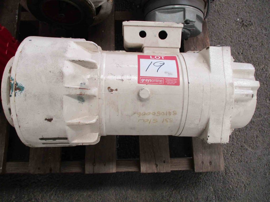 CALVIN KLEIN Men's Slim Straight Jean, Size 40x32, 70% Cotton, Black (001 J