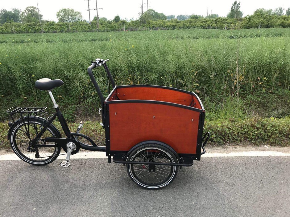 5pc MARVEL Kids' Set, Size 5, Spider-Man.  Buyers Note - Discount Freight R