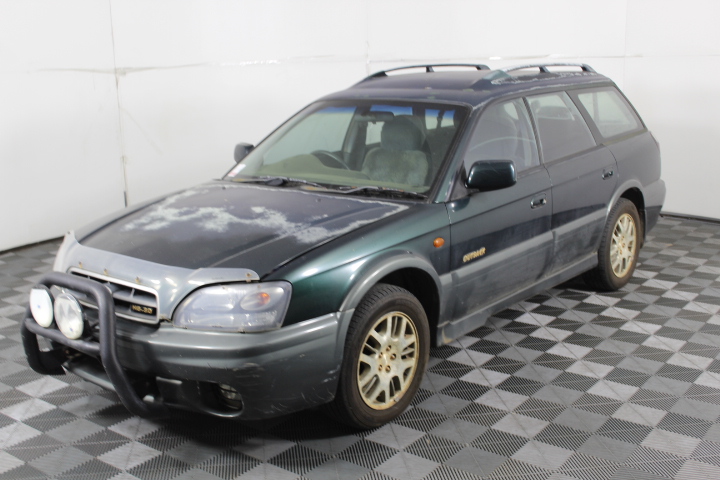 <p>Assorted 10Lt Tins of Paint</p>