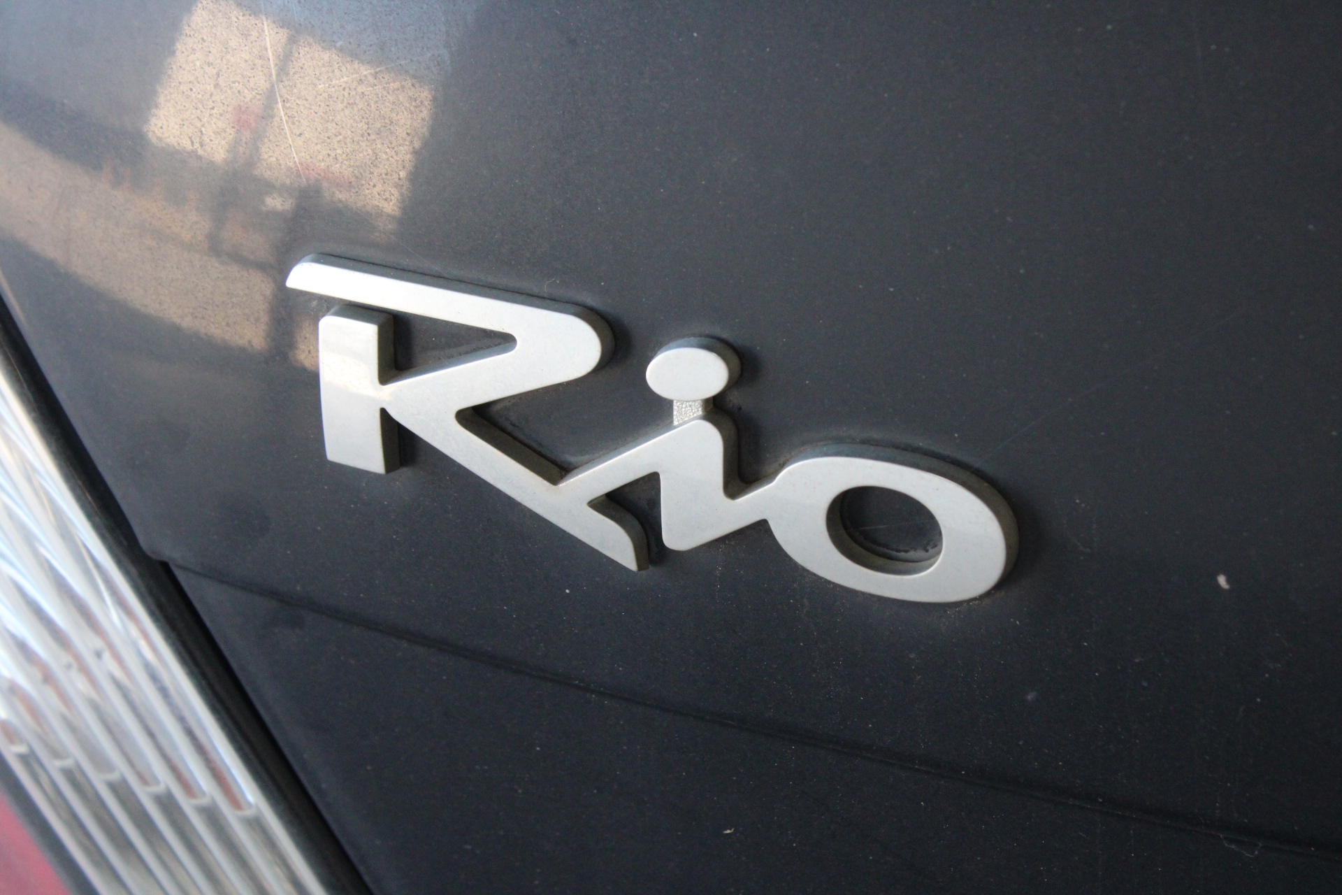 <p>Gas Tester, Hammer Drill And Optometrist Eye Testing Equipment</p>