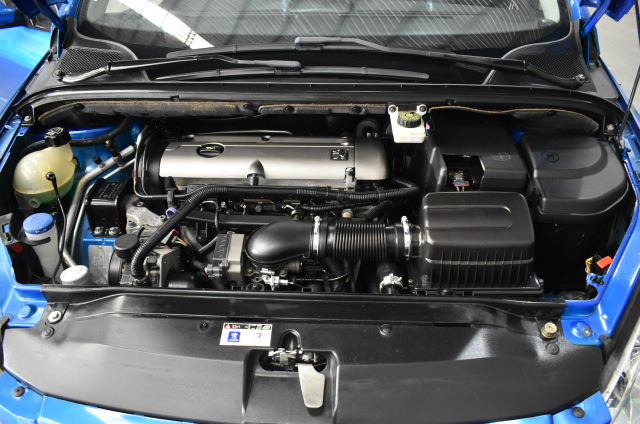 2 x SENSH Rubber Mallets, Incl: 350g and 450g.