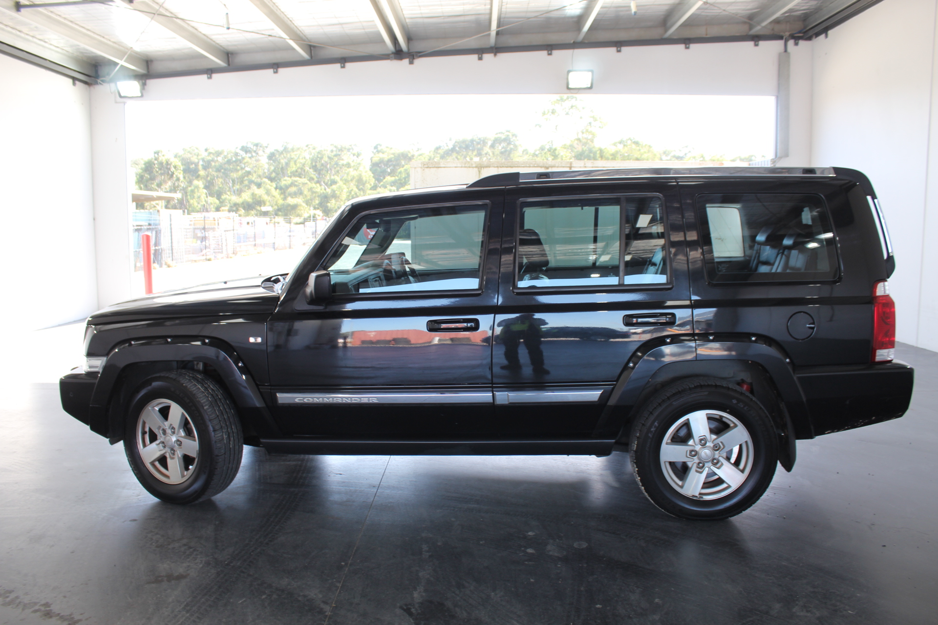 7-8mm White Pearls & Spacer Beads Real Platinum Plated Necklace