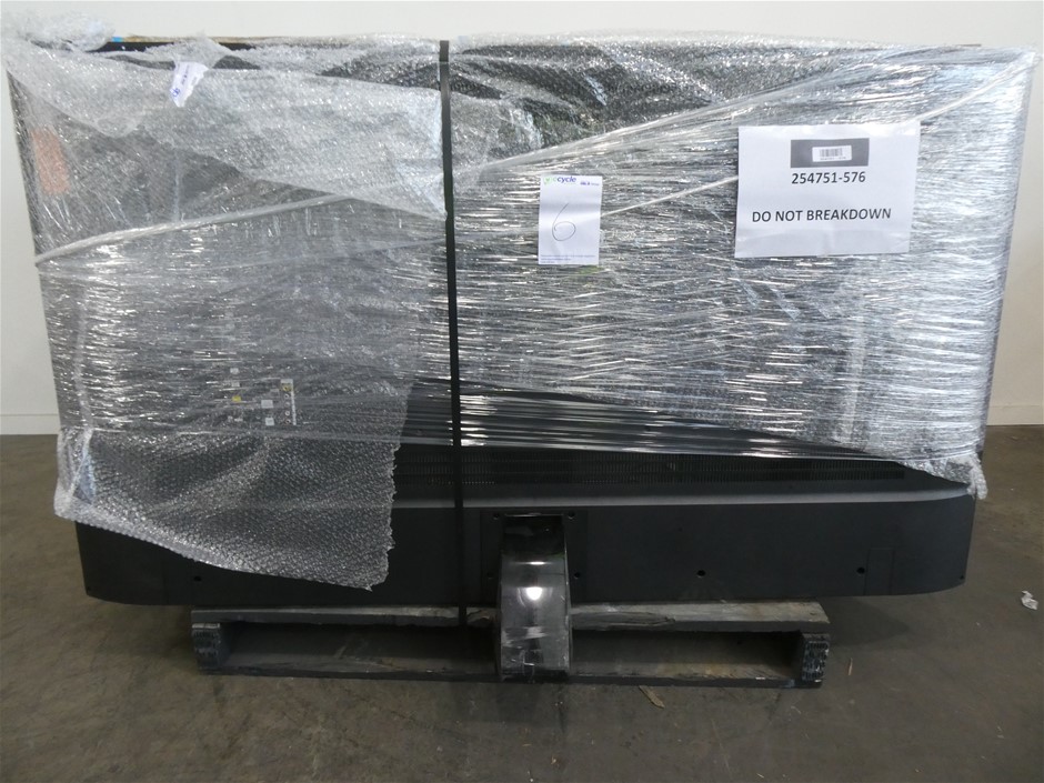 Elegant 18K Yellow Gold plated Simulated Diamond Necklace