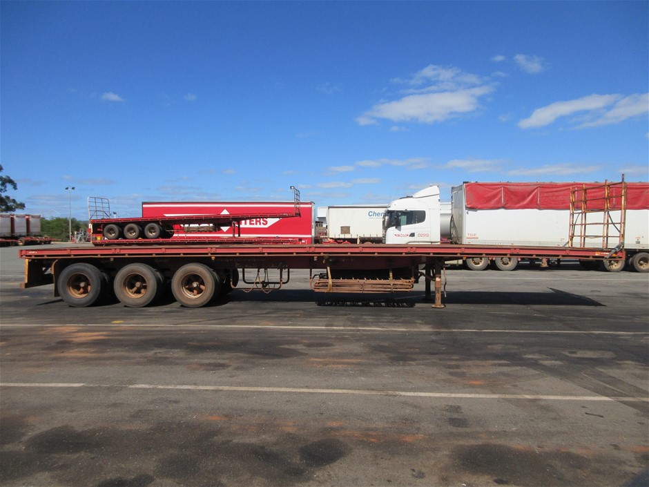 4 Carat round 4 white diamond each CVD Uncertified