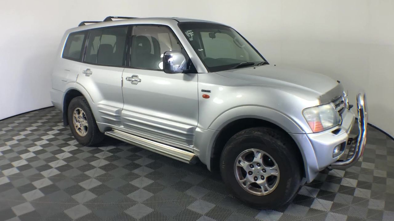 1966 Australia silver 50 cents in box UNC x 2 & 1g Germania Silver bar