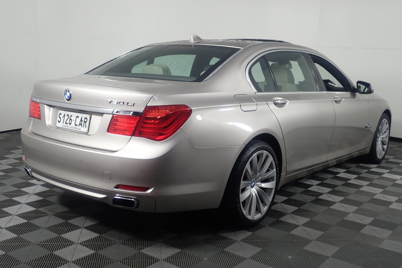 18K Gold-Filled Cuban Iced Out Ring with Simulated Diamonds - Size 10