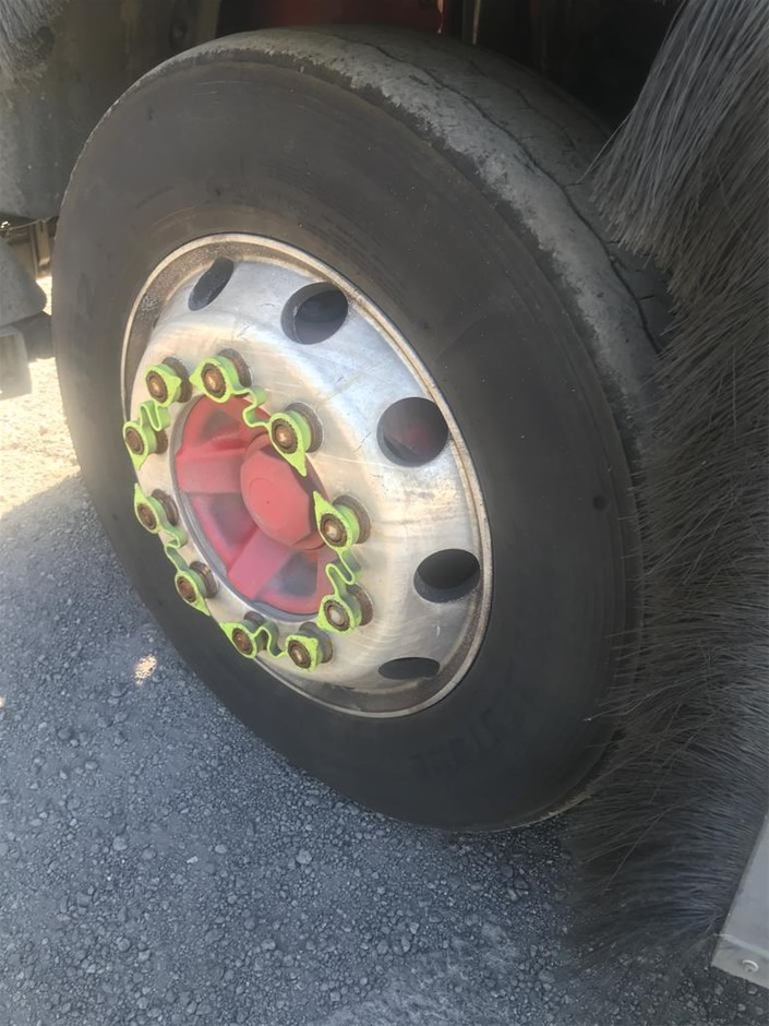 Jules Roy Pinot Noir 2024 (6x 750mL), France.